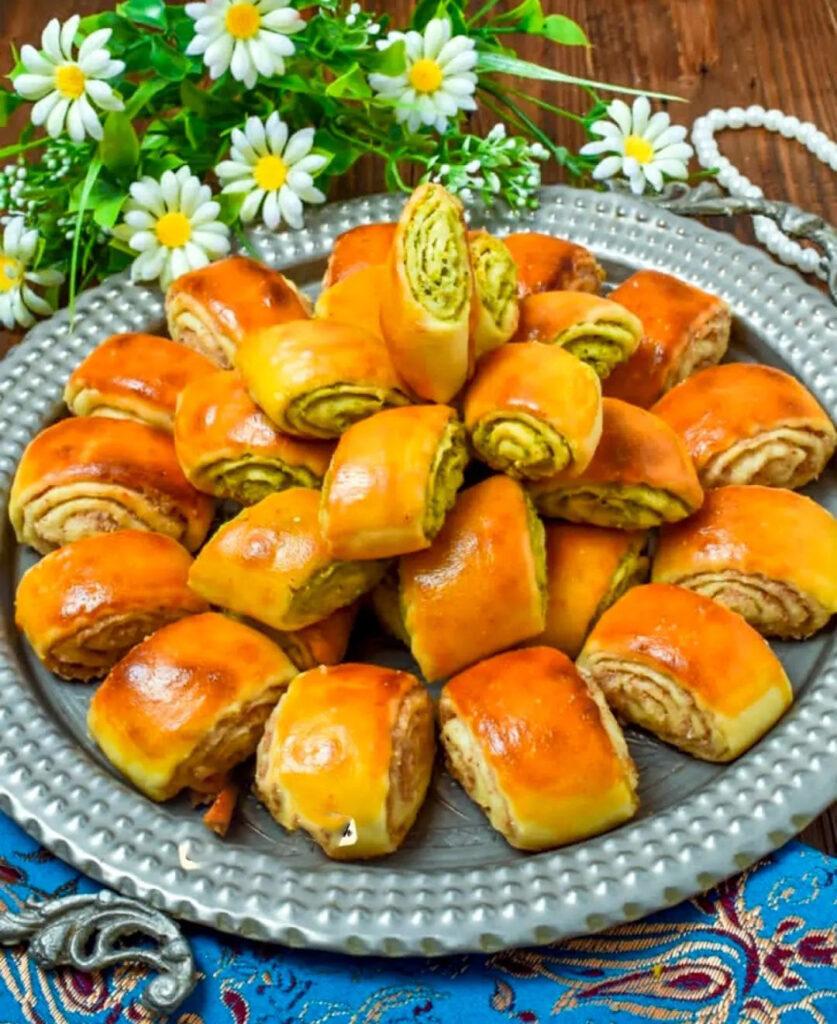 طرز تهیه شیرینی نازک پسته ای قزوین 
